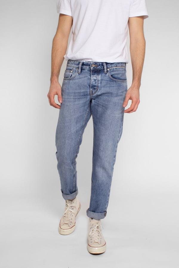 Faire Jeans Jim Tapered broken blue von KUYICHI - Bio- und Recycling-Baumwolle