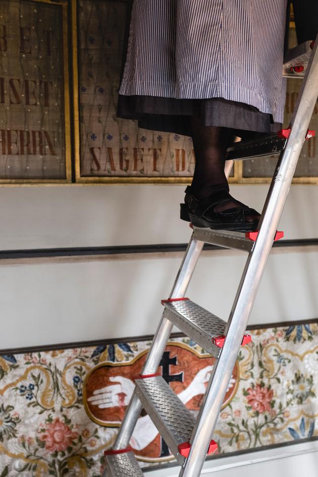 Veils and Hoods 4, 2013 | Edition 20 | Artikelnummer: KHL_04-100x66FAL_SR1_P0