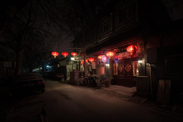 Hutong XII, 2013      | Edition 8 + 2 AP | Artikelnummer: CDO_22_40x60FAL_SF1