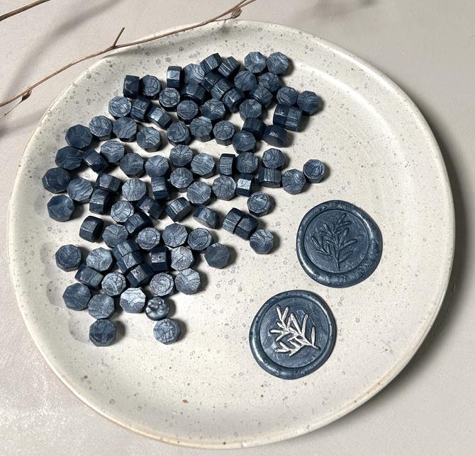 Siegelwachs Pastillen Achtecke "silberblau" ca. 100 Stk. 