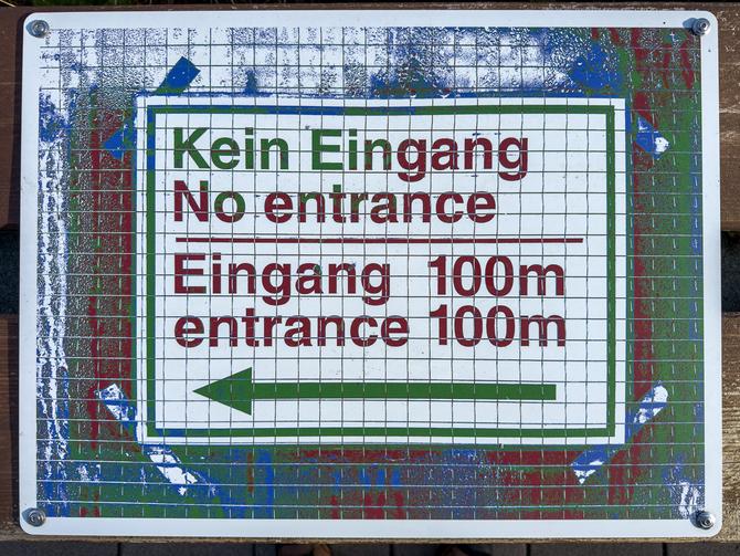 Signs of Control Ausstellungsplatte 4