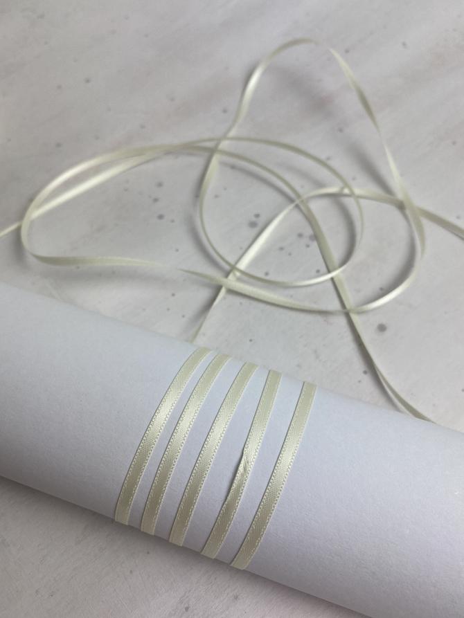Satinband, Farbe "Antique weiß", 3 mm breit, 10 m lang 