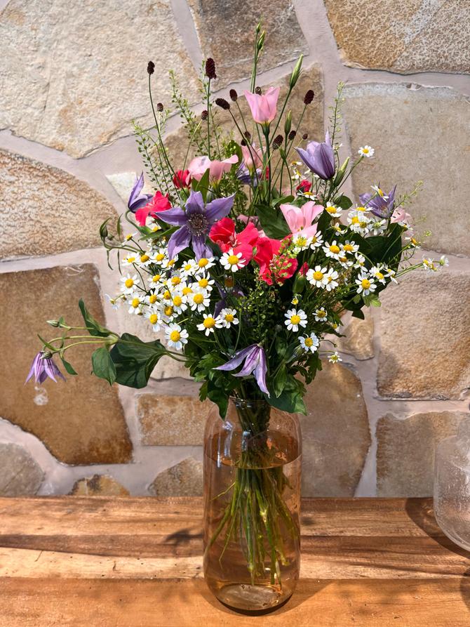 "August Wiese" mit Vase
