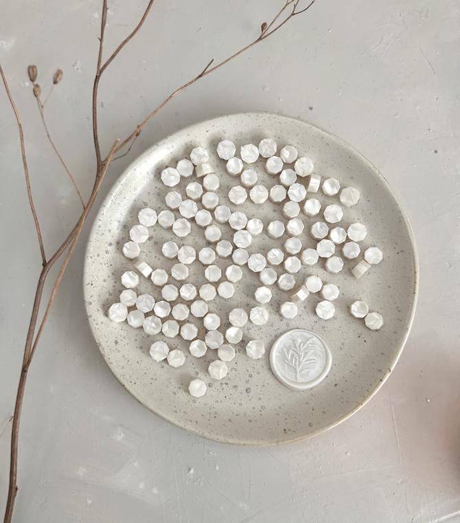 Siegelwachs Pastillen Achtecke "Perlmutt weißcreme " , ca. 100 Stk. 