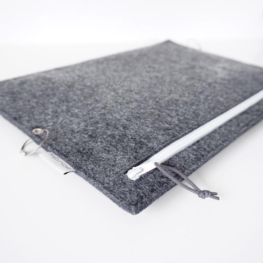 Graue Notentasche - flaches Modell aus Designfilz