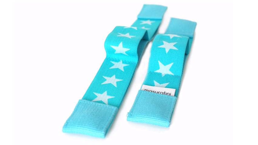 Türkis-weiße Bogenhalter mit Sternen für das masuratini Violine Flight Case.