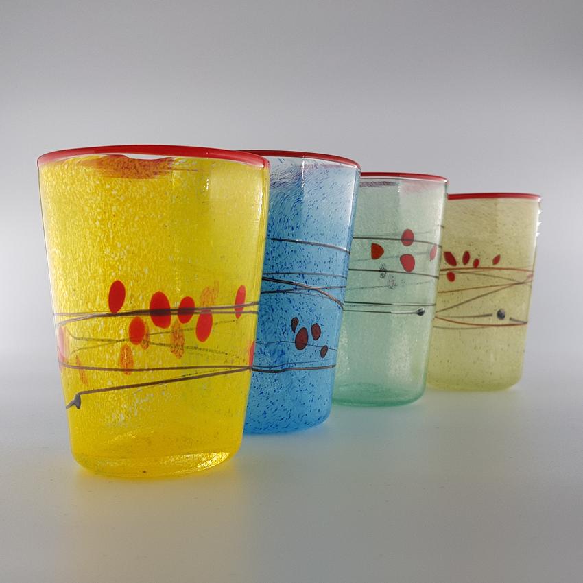 Mundgeblasene Trinkglaeser der KONFETTI Kollektion, 4er Set, Unikate, Ansicht 1