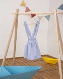 Rock mit Trägern , weiß blau gestreift