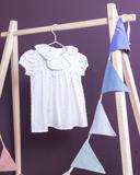 Bluse mit silberner Applikation