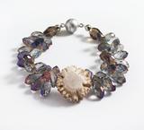 Rehrosenarmband mit Swarovski-Glastropfen