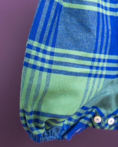 Babyhose mit Latz