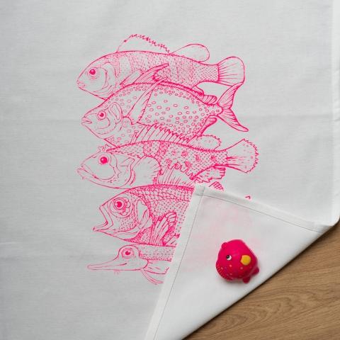 Geschirrtuch weiß, 5 Fische in Pink