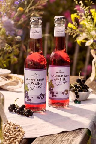 Fruchtwein-Schorle                    Johannisbeere