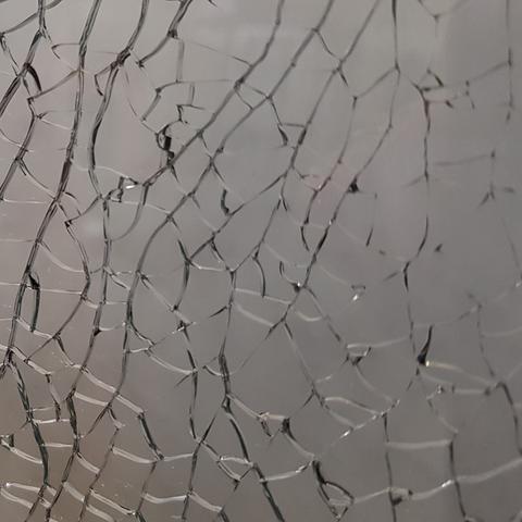 Duschwand 80 cm Silber Crashglas Bronze – Schröder Walk-In Duschwand aus 12,8 mm VSG Sicherheitsglas1