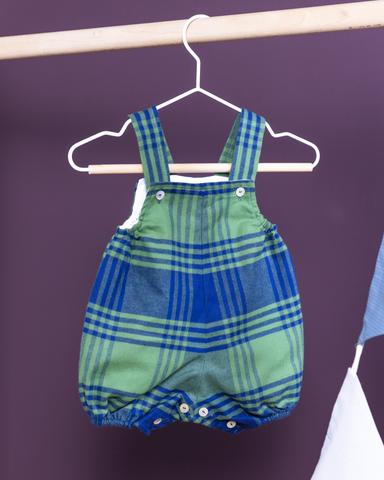 Babyhose mit Latz