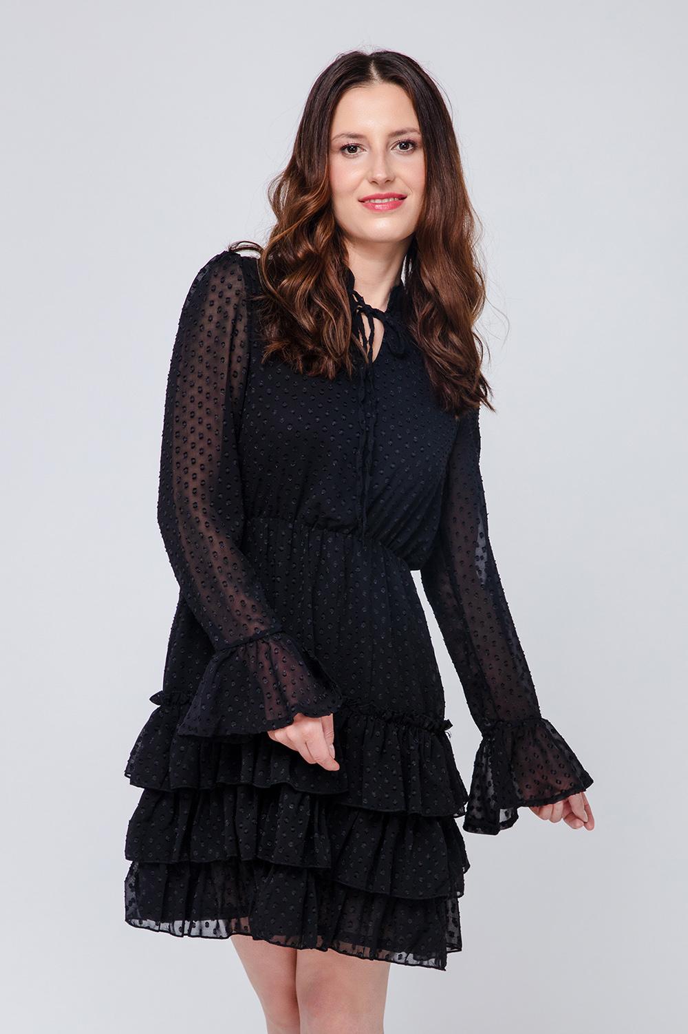 Hochgeschlossenes Minikleid mit Rüschen
