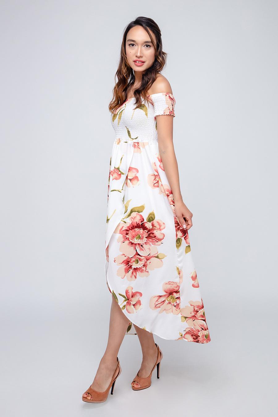 Schulterfreies Sommerkleid mit Blumen