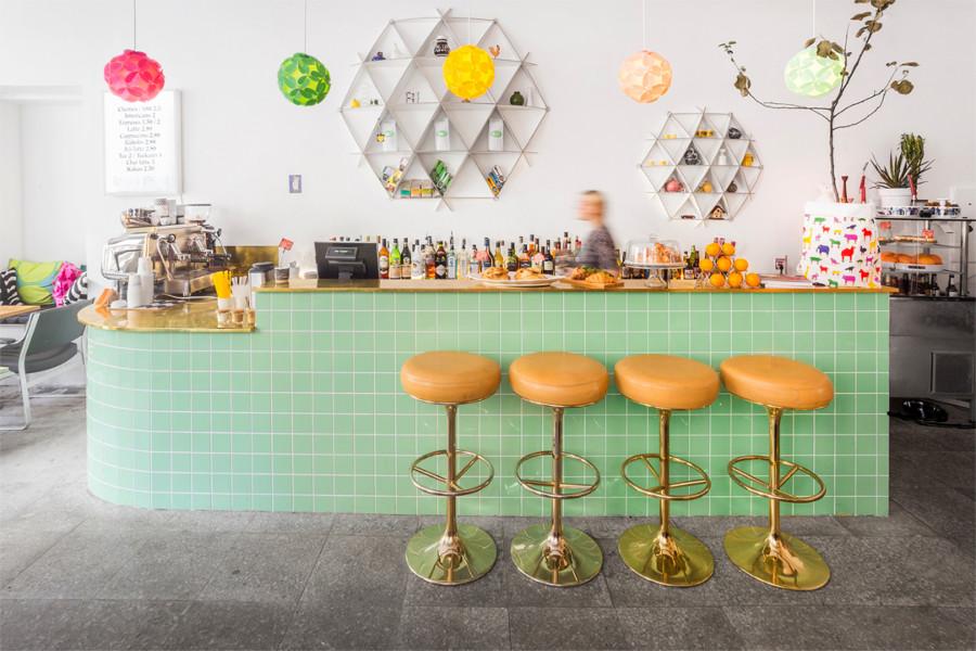 Einrichten im Retro- & Vintage-Style – Café August in Tallinn