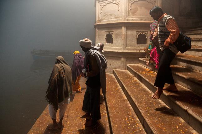 Decending to Yamuna River, 2011