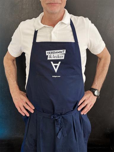 Kochschürze „verdammt & lecker“ | Latzschürze | 100 % Baumwolle | Siebdruck | Einheitsgröße 64,5 × 90 cm | Artikelnummer: ACH-KOCHSC-2026