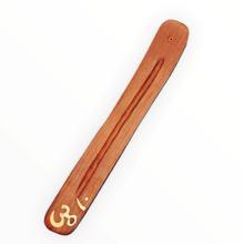 Räucherstäbchenhalter Holz mit Mantra Om