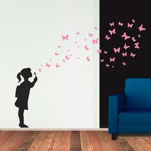 Wandsticker Seifenblasen Mädchen mit Schmetterlingen Wandtattoo BUTTERFLY GIRL von Urban ART Berlin