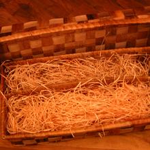 Flaschenbox / Geschenkebox mit Holzwolle gefüllt von Keine Marke