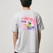 Gramicci Bass Tee Mist Herren T-Shirt Bio-Baumwolle Print hellgrau von Gramicci