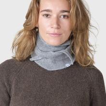 Klitmøller Violet Small Knit Scarf Merino Wollschal hellgrau von Klitmøller