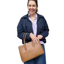 Maxima Handtasche mittel cuoio cognac /nussbraun von Maxima