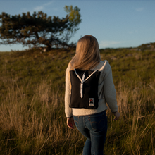 Ykra Scout Black von Ykra Design KFT.