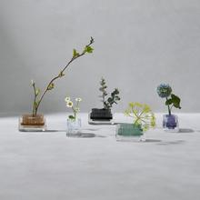 Michi-Kusa Vasen von Plus d