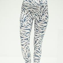 KISMET Yoga Leggings Ganga 7/8 – Wild Blue von KISMET