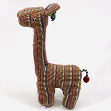 Stofftier Giraffe MANDOLO – braun/bunt von WSDO