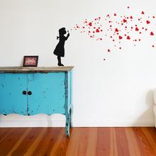 Wandsticker HERZEN SEIFENBLASEN MÄDCHEN Wandtattoo Heart Bubble Girl  von Urban ART Berlin