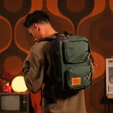 Global Briefcase Woodland Forest Forest von Topo Designs