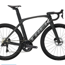TREK Madone SLR 7 / RH 56 cm / Shimano Ultegra DI2 12 / Matte Deep Smoke / Bontrager Carbon Laufradsatz / 2022 / TESTRAD von TREK