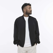 Arniko Binam Jacket 2.0 Black Satin Bomberjacke Herren schwarz von Arniko