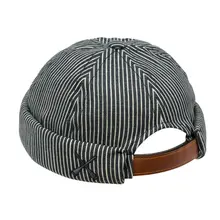 Docker Beanie Black Stripe Oshkosh von Beton Cire von Beton Cire