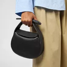 O MY BAG Coco Crossaint Black Soft Grain Leather Bag Handtasche Leder schwarz von O My Bag
