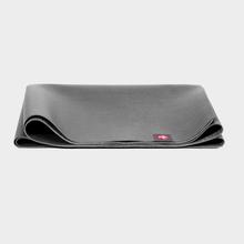 Manduka EKO® SUPERLITE TRAVEL (1,5mm, 180 x 61 cm), Charcoal (Grey) von Manduka