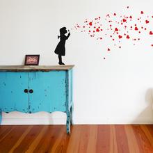 Wandtattoo Kinderzimmer HEART BUBBLE GIRL 2C  Herzen Mädchen Wandsticker  von Urban ART Berlin