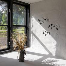 Papierkunst aus Dänemark Bird Flock von Livingly