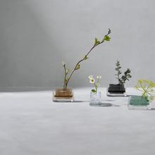 Michi-Kusa Vasen von Plus d