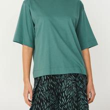 SKFK Zuntz-11-GOTs Shirt Green Damen Loose Fit T-Shirt grün von SKFK