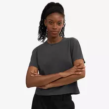 Colorful Standard Organic Boxy Crop T-Shirt Faded Black Damen T-Shirt schwarz von Colorful Standard