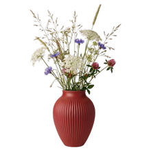 Vase Ripple Soft Cherry Red von Knabstrup von Knabstrup