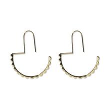 Scallop Messing Ohrringe von ting von ting goods