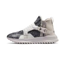 Avid Shield x Outlaw Moscow Sneaker von Puma