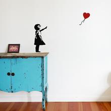 BANKSY Wandtattoo Ballon Mädchen mit Herz von Urban ART Berlin